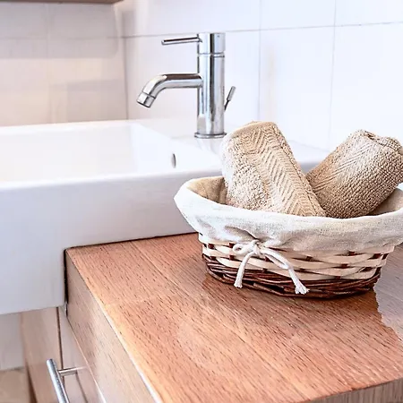Relaxhome Apartment Santo Stefano di Magra